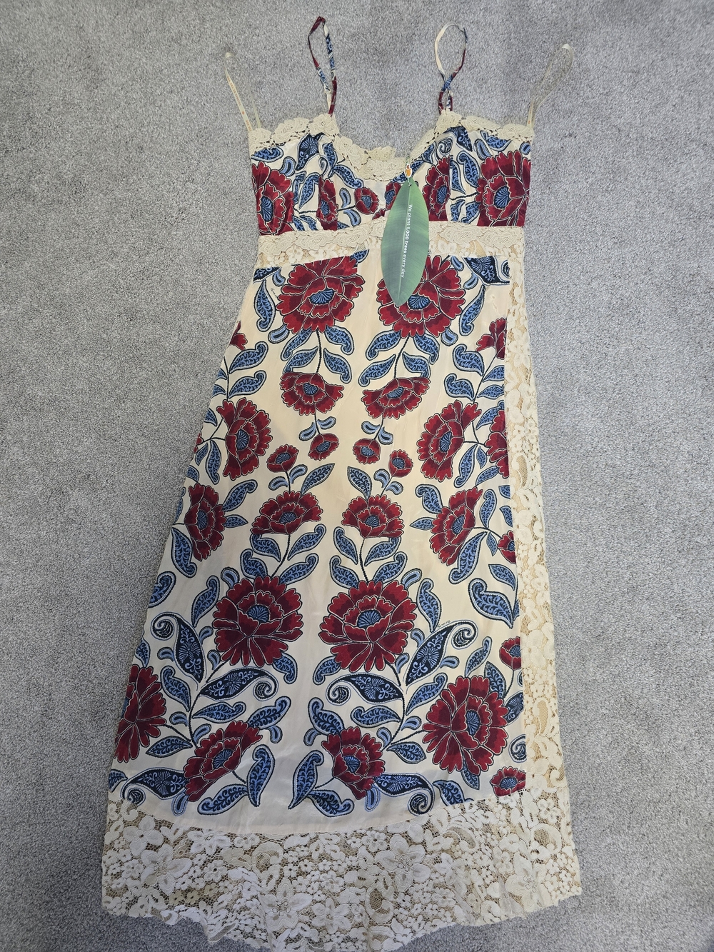 NWT FARM Rio Francesca Sand Lace
Detail Floral Dress Size M - Picture 2 of 6